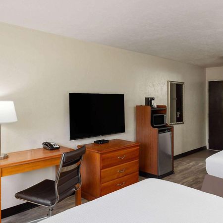 Super 8 By Wyndham Roseburg Ξενοδοχείο Εξωτερικό φωτογραφία