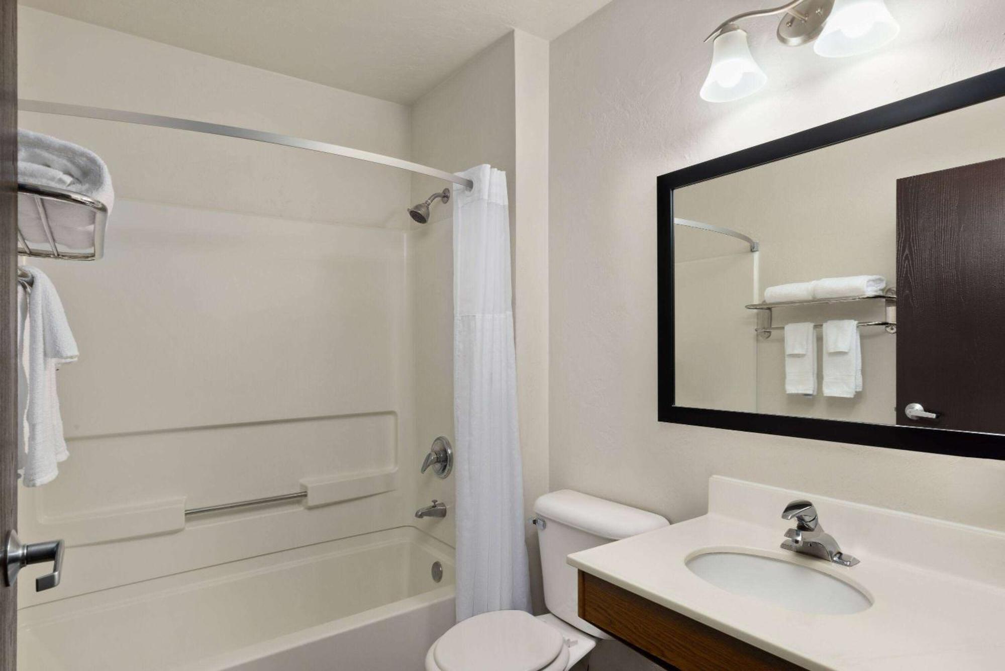 Super 8 By Wyndham Roseburg Ξενοδοχείο Εξωτερικό φωτογραφία