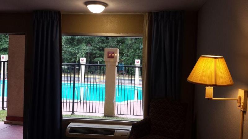 Super 8 By Wyndham Roseburg Ξενοδοχείο Εξωτερικό φωτογραφία