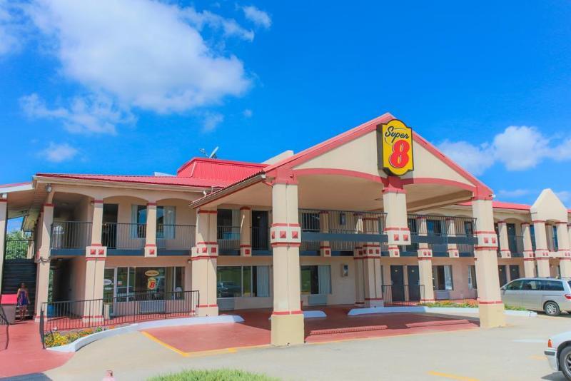 Super 8 By Wyndham Roseburg Ξενοδοχείο Εξωτερικό φωτογραφία