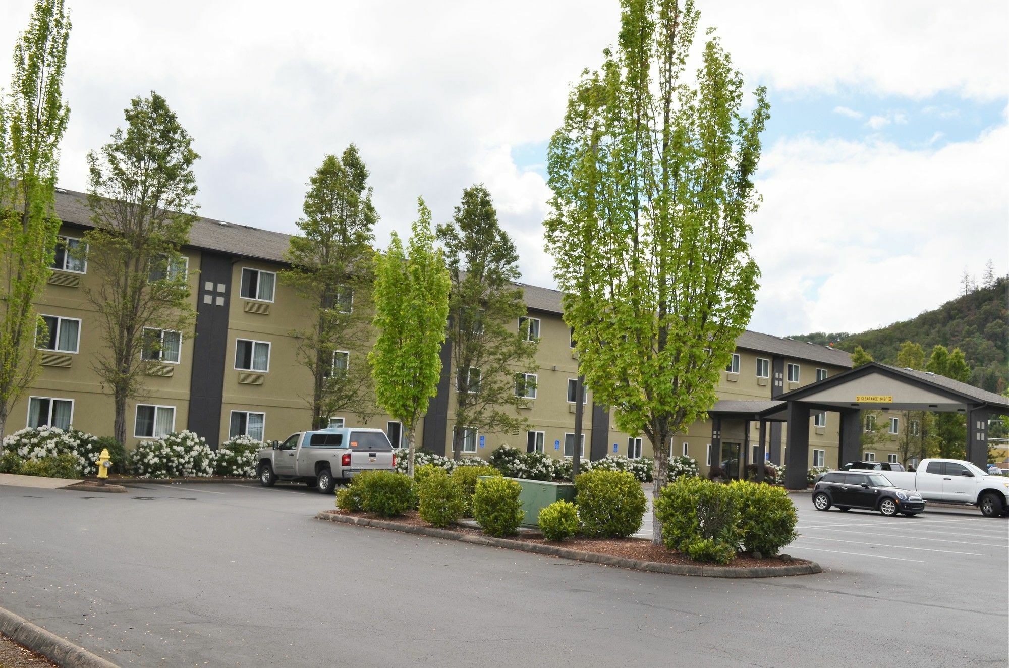 Super 8 By Wyndham Roseburg Ξενοδοχείο Εξωτερικό φωτογραφία